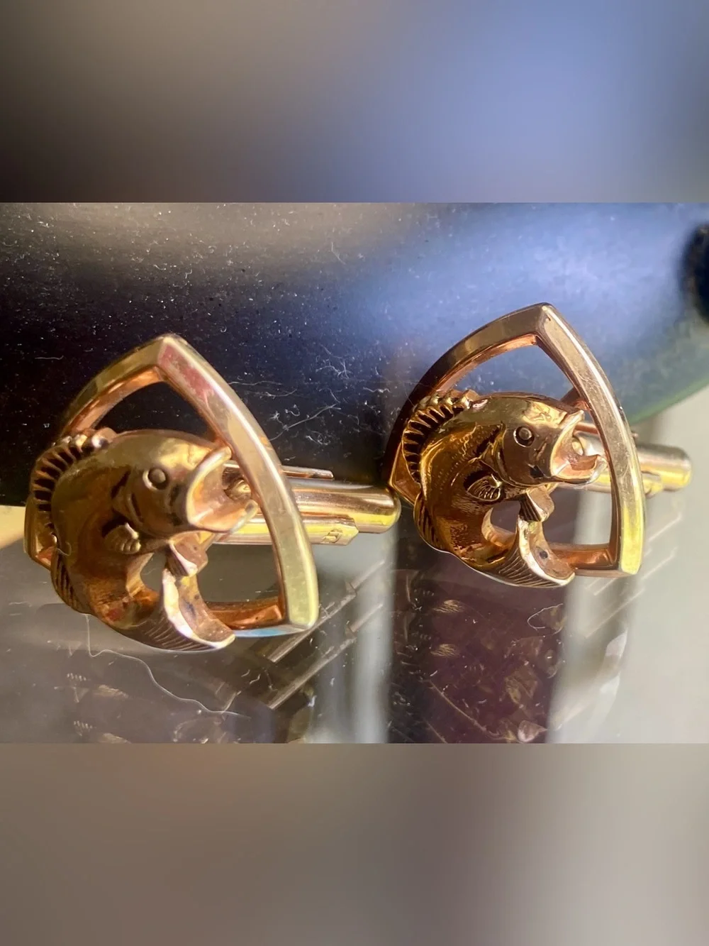 Set of Vintage Hickok Triangular Large Mouth Bass Fish Cufflinks Gold Toned